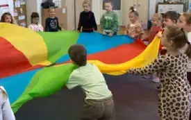 Pracowite Smerfy witają jesień (2)