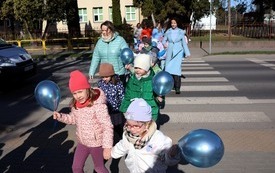 Dzień Autyzmu spacer (1)