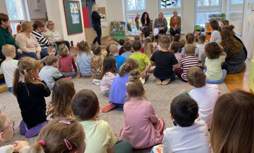 Zdjęcie do Wizyta wyjątkowych gości w naszym przedszkolu